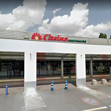 Apartment Escapade Bordeaux, Tram Et Supermarche Au Pied Merignac (Gironde)