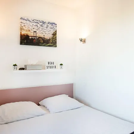 Escapade Bordeaux, Tram Et Supermarche Au Pied Apartment