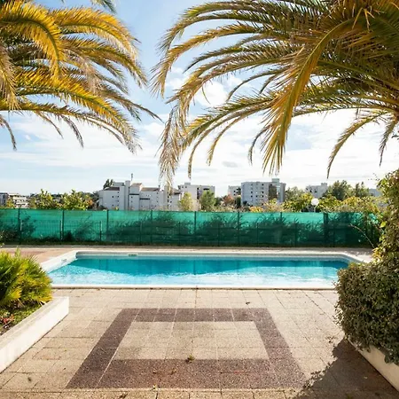 Escapade Bordeaux, Tram Et Supermarche Au Pied דירה Mérignac