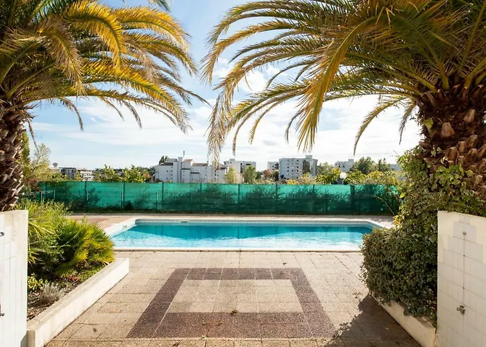 Escapade Bordeaux, Tram Et Supermarche Au Pied דירה Mérignac